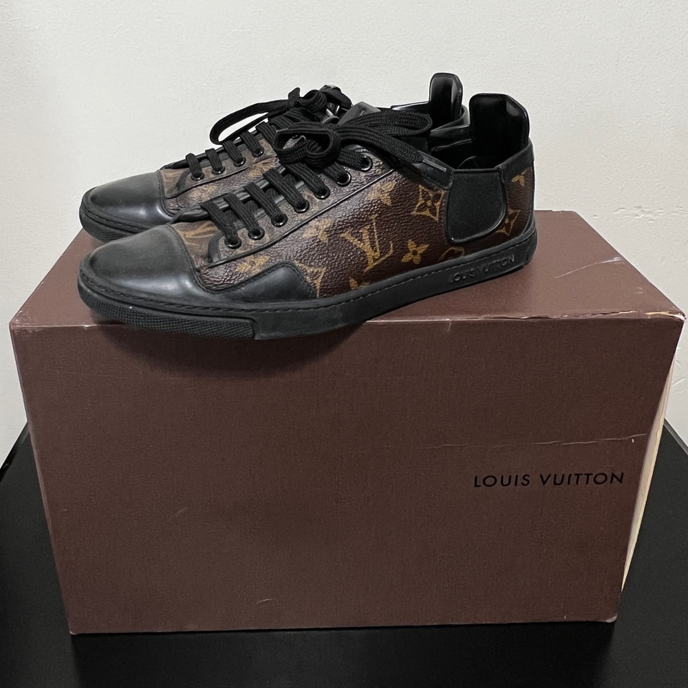 Louis Vuitton Sneakers